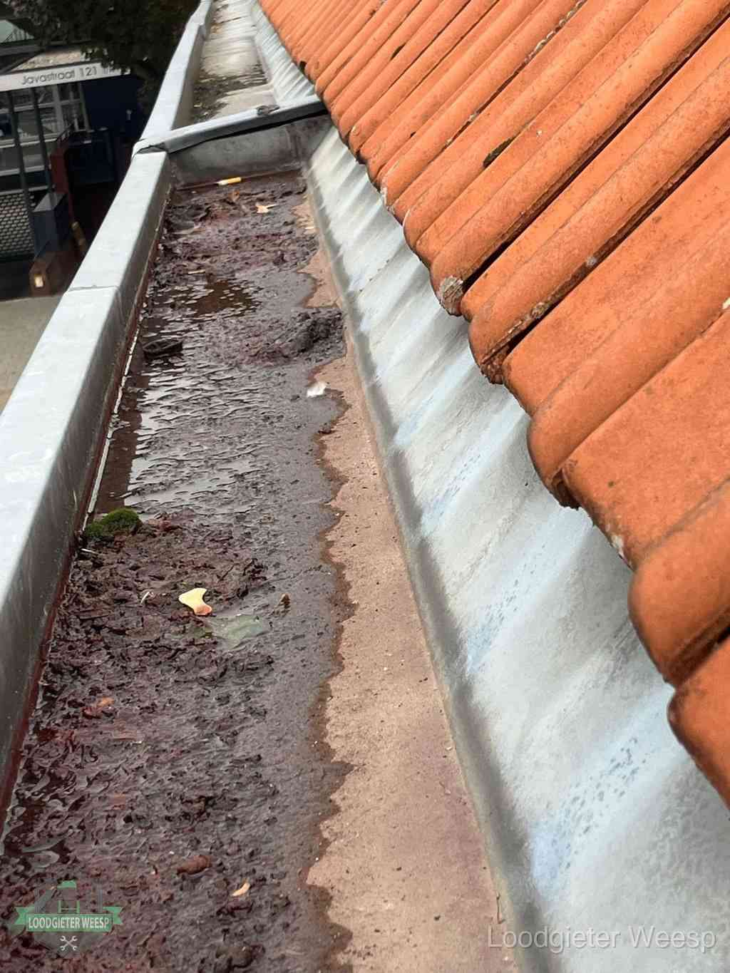 Dakgoot repareren loodgieter Weesp Dakgoot repareren loodgieter Weesp